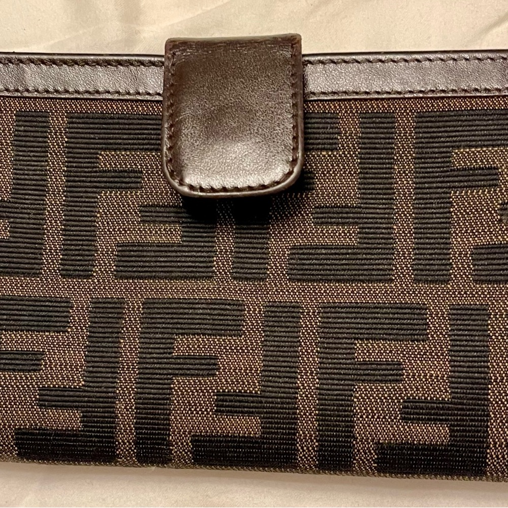 Fendi Women’s Black and Brown Patterned Wallet